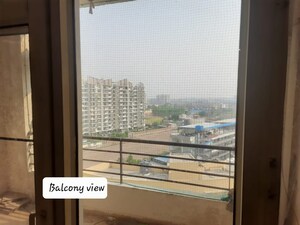 Bedroom in 3 BHK Apartment at Vip Road – for Rent