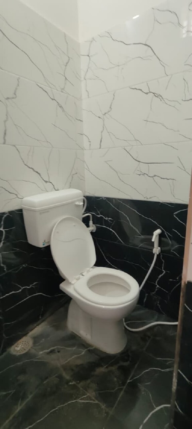 Bathroom, bhatagaon 3 Bedroom 1300 Sq.Ft. Independent House In Bhatagaon Raipur 9521520