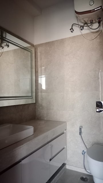 Bathroom in 4 BHK Apartment at M3M Latitude, Sector 65 – for Rent