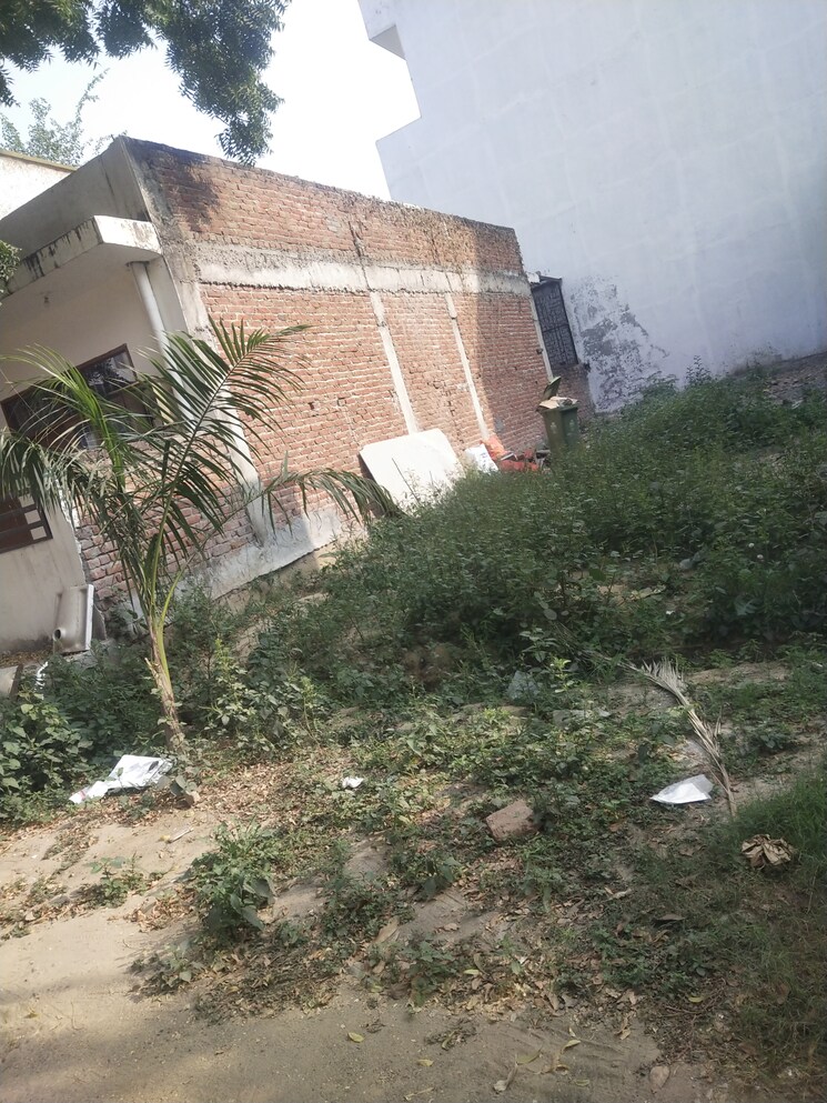 Exterior View, hscc-apartments  100 Sq.Mt. Plot In Phi Ii Greater Noida Greater Noida 9521568