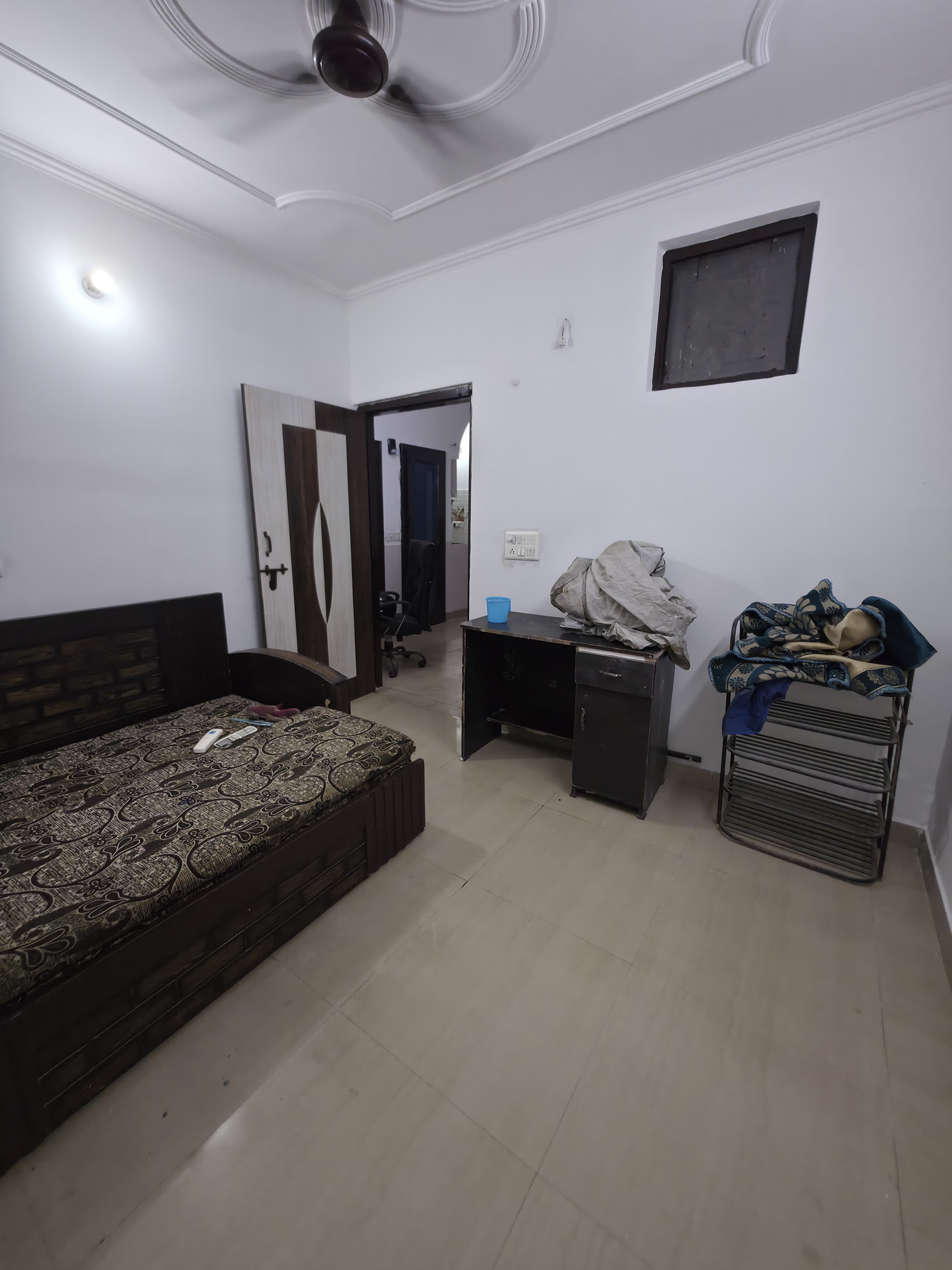 2 BHK Builder Floor For Rent in Dwarka Mor