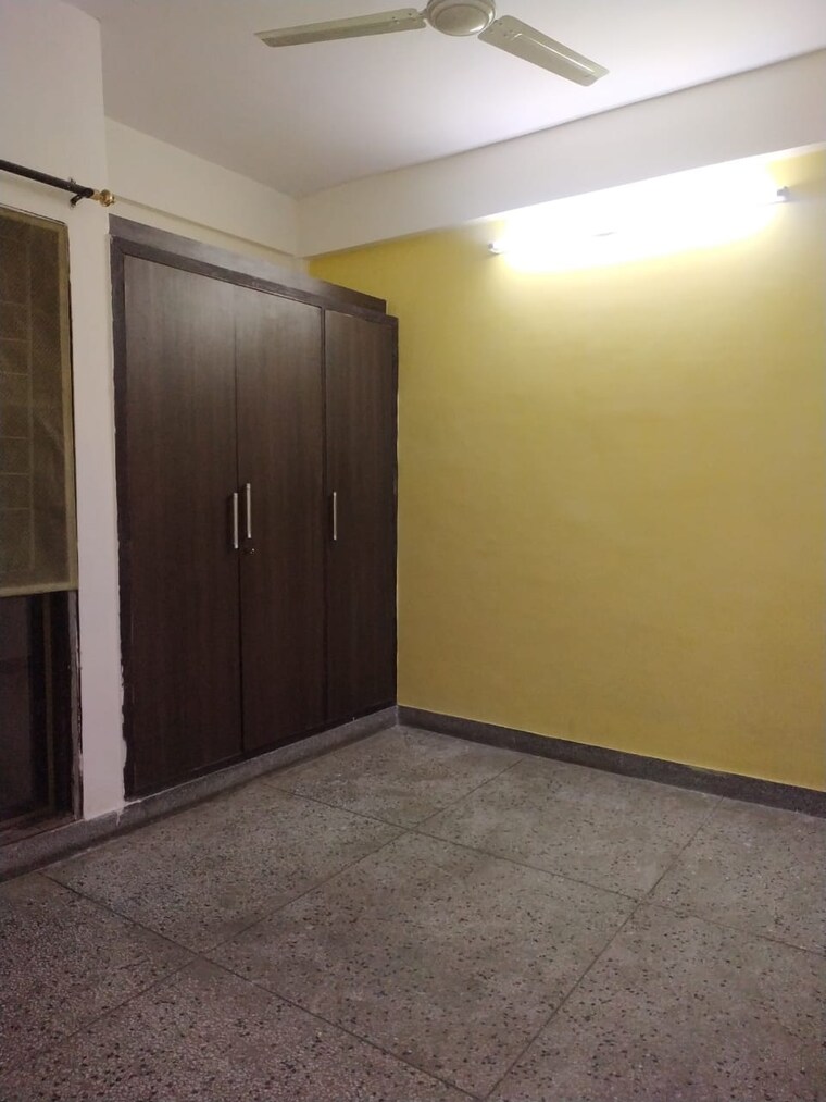 Room, jasola vihar 1 Bedroom 516 Sq.Ft. Apartment In Jasola Vihar Delhi 9521586
