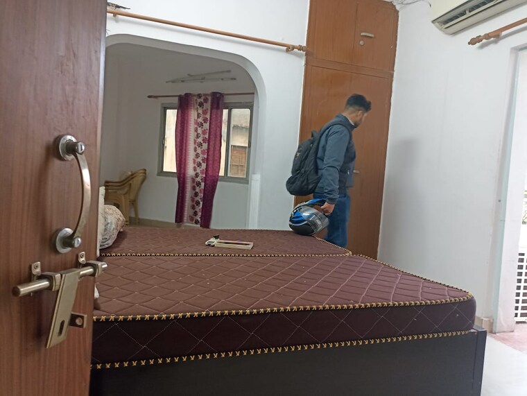 Bedroom, sector 21 2.5 Bedroom 2200 Sq.Ft. Villa In Sector 21 Noida 9521609