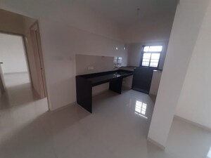 Room in 2 BHK Apartment at Kohinoor Sapphire 2, Tathawade – for Rent