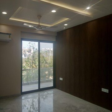1 BHK Builder Floor For Rent in Sector 9