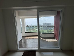 Room in 3 BHK Apartment at Avon Vista, Balewadi – for Rent