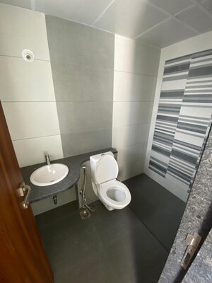 Bathroom in 3 BHK Apartment at Kumar Hill View Residency, Kothrud – for Sale
