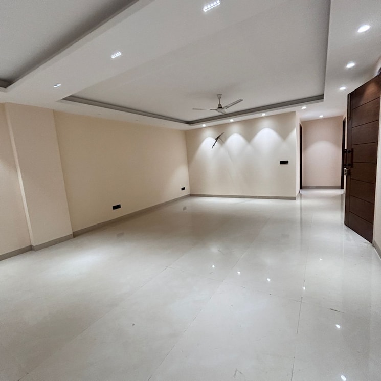 Room, saket 3 Bedroom 2200 Sq.Ft. Builder Floor In Saket Delhi 9521725