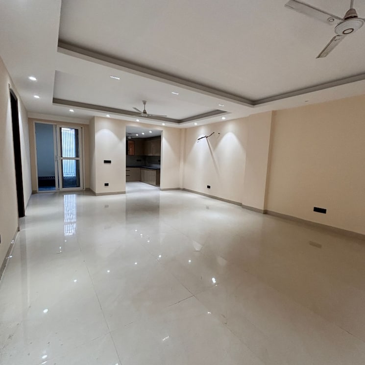 Room, saket 3 Bedroom 2200 Sq.Ft. Builder Floor In Saket Delhi 9521725