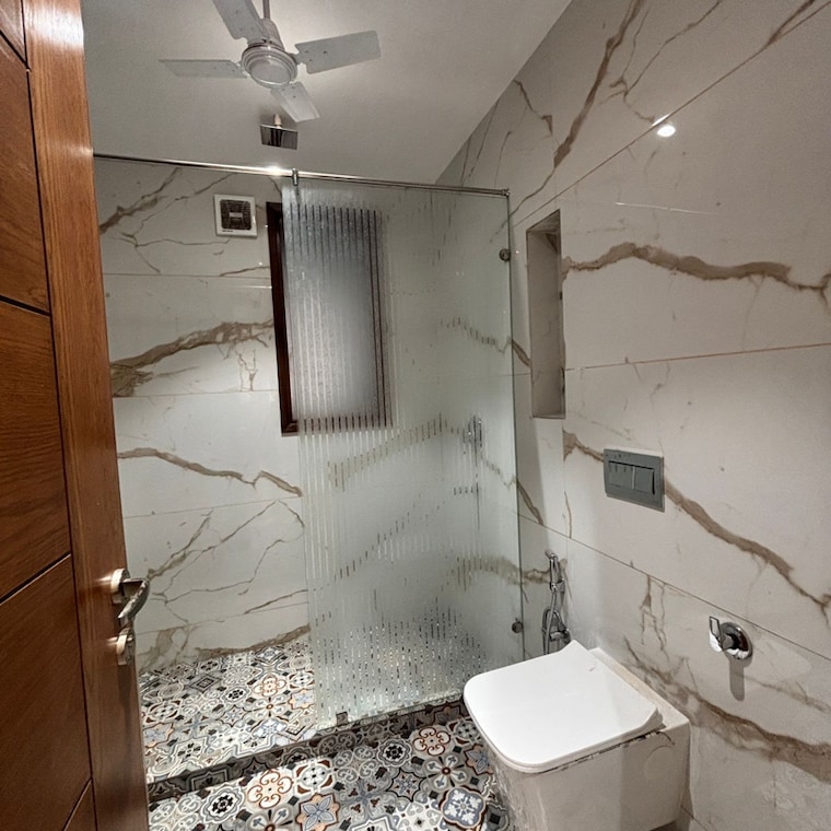 Bathroom, saket 3 Bedroom 2200 Sq.Ft. Builder Floor In Saket Delhi 9521725