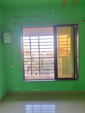 Room in 1 BHK Apartment at Mira Dharti Heights, Nalasopara West – for Rent
