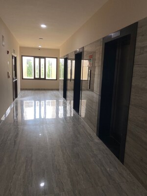 Room in 4 BHK Apartment at Eros Kenwood Tower, Sector 39 – for Rent