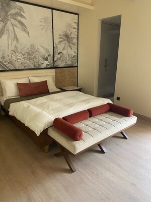 Bedroom in 4 BHK Apartment at Eros Kenwood Tower, Sector 39 – for Rent