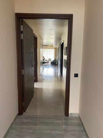 Building Lobby in 4 BHK Apartment at Eros Kenwood Tower, Sector 39 – for Rent