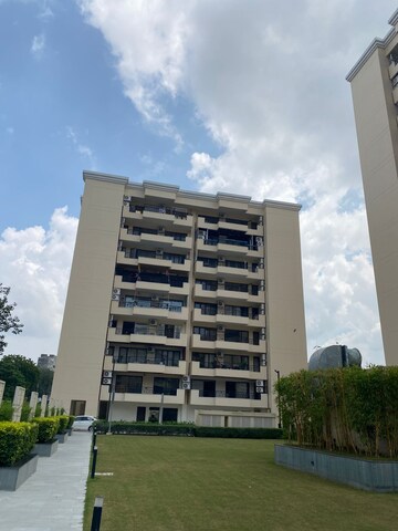 4 BHK Apartment – Exterior View View at Eros Kenwood Tower, Sector 39 - for Rent