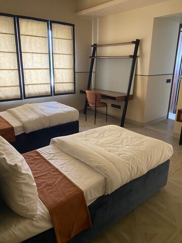 Bedroom in 4 BHK Apartment at Eros Kenwood Tower, Sector 39 – for Rent