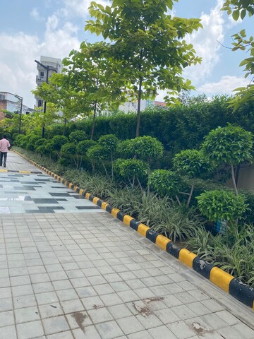 4 BHK Apartment – Garden View at Eros Kenwood Tower, Sector 39 - for Rent