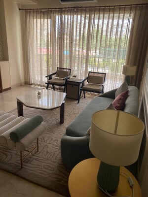 Team Area in 4 BHK Apartment at Eros Kenwood Tower, Sector 39 – for Rent