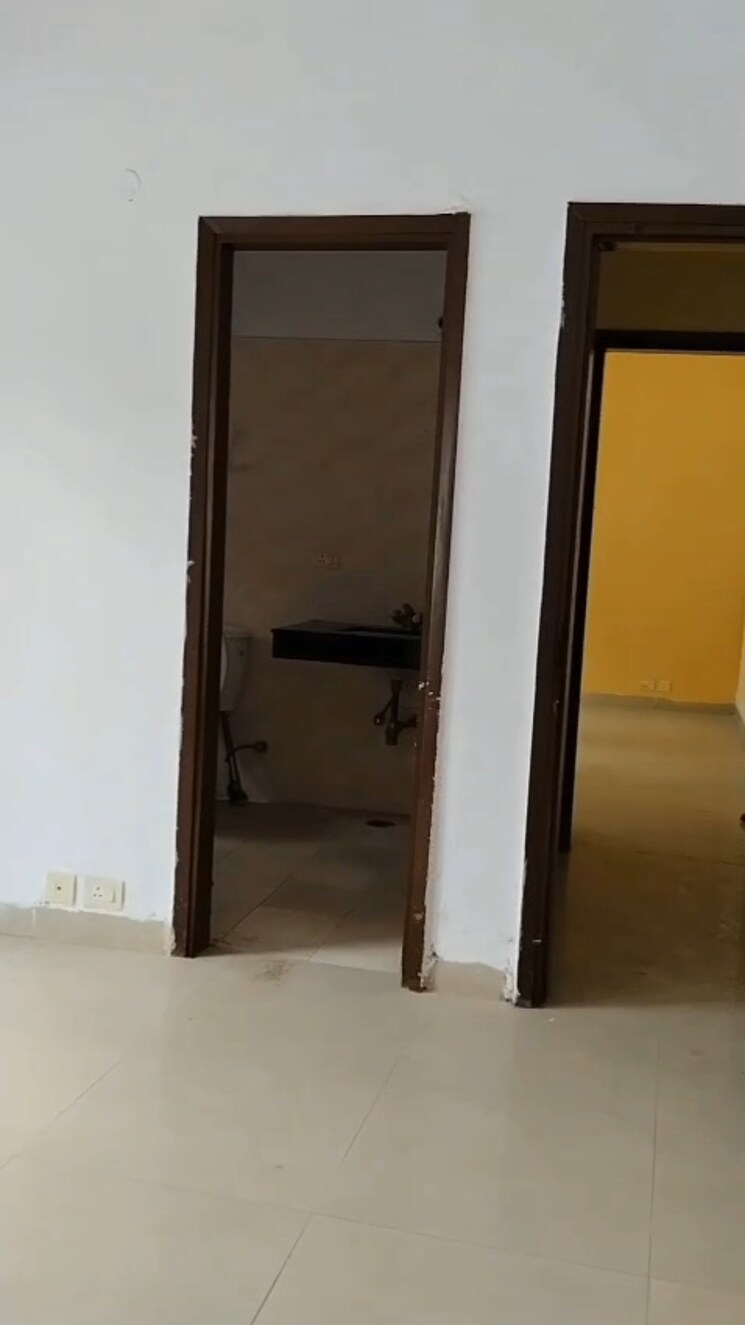 Other, sushant-residency-f-block 3 Bedroom 350 Sq.Yd. Apartment In Sushant Lok Iii Gurgaon 9521773