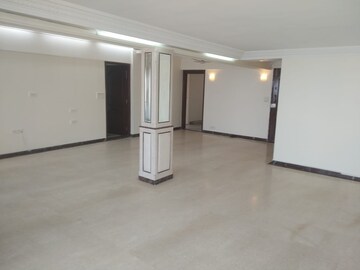 Building Lobby in 4 BHK Apartment at Hiranandani Gardens, Powai – for Sale