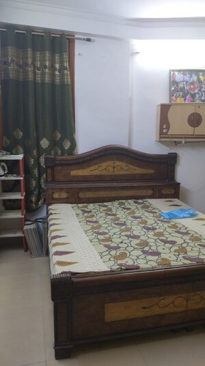 Bedroom in 1 BHK Builder Floor at Saket – for Rent