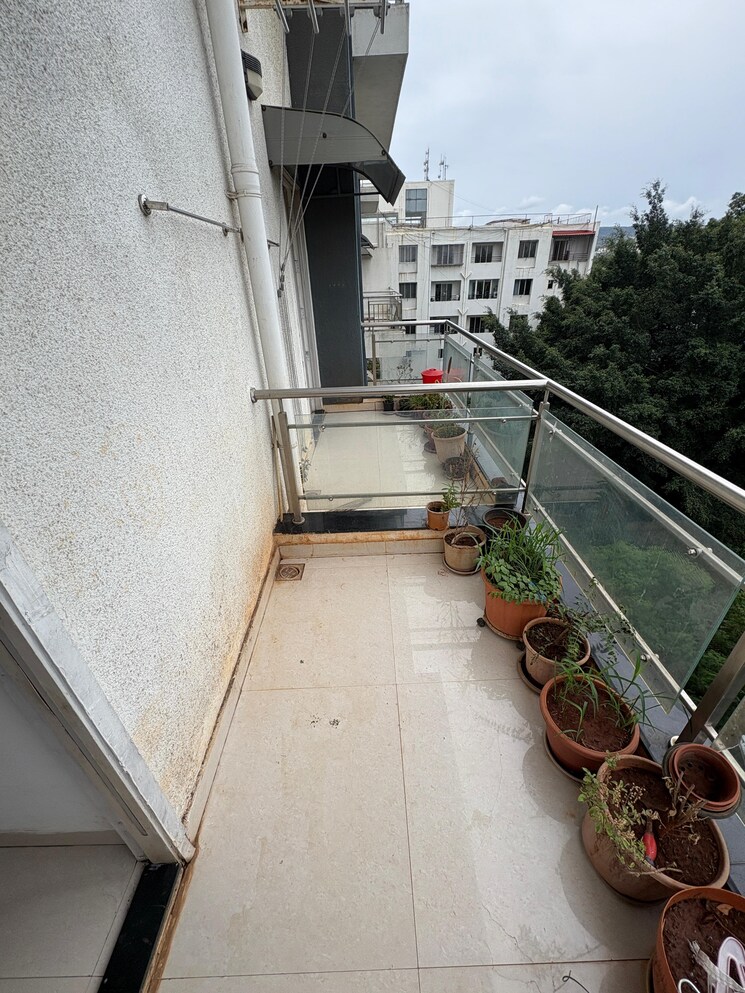 Balcony, sinhagad road 3 Bedroom 1100 Sq.Ft. Apartment In Sinhagad Road Pune 9521799