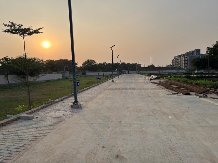 undefined, rof-normanton-park  150 Sq.Yd. Plot In Sohna Sector 36 Gurgaon 9521812