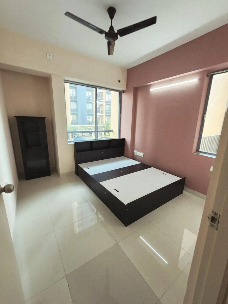 Bedroom, godrej-seven 2 Bedroom 817 Sq.Ft. Apartment In Joka Kolkata 9521824
