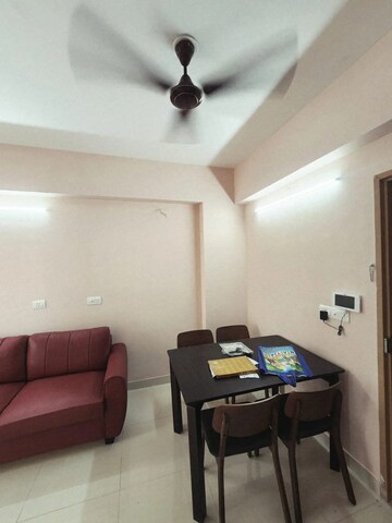 Team Area in 2 BHK Apartment at Godrej Seven, Joka – for Rent