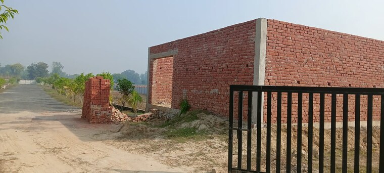 undefined, mohanlalganj  1260 Sq.Ft. Plot In Mohanlalganj Lucknow 9521861
