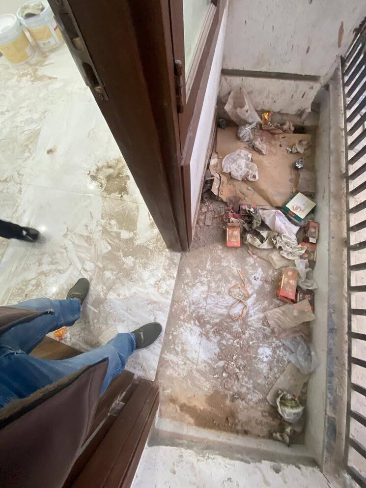 Balcony, chattarpur 1 Bedroom 450 Sq.Ft. Builder Floor In Chattarpur Delhi 9521913