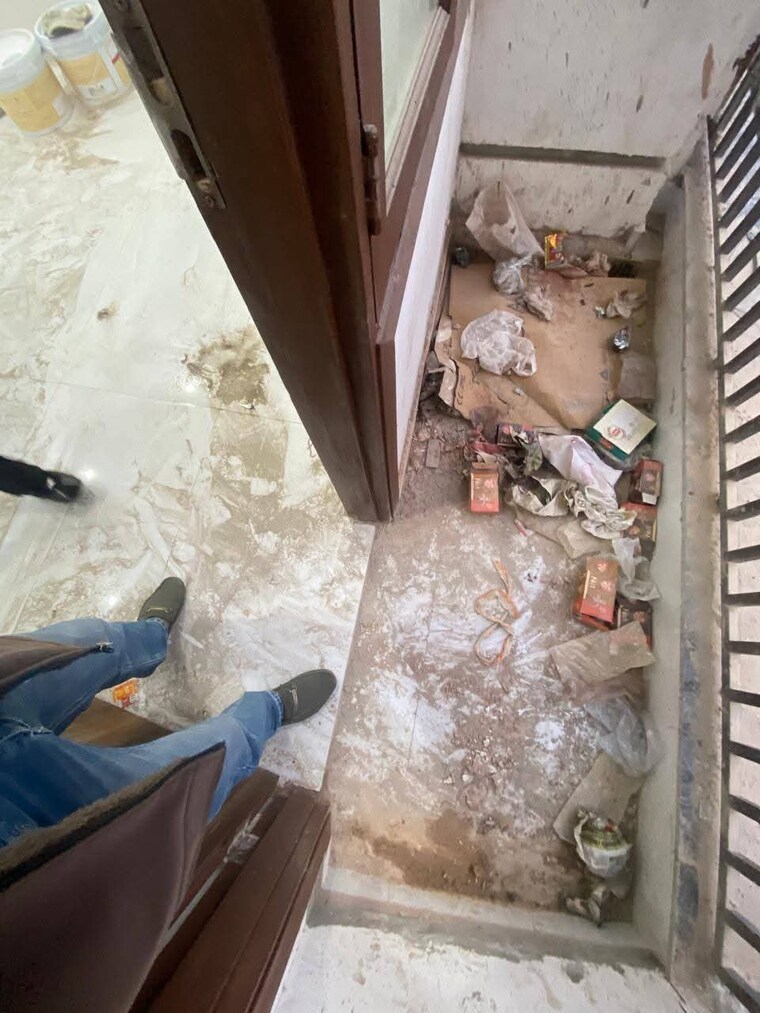 Balcony, chattarpur 1 Bedroom 450 Sq.Ft. Builder Floor In Chattarpur Delhi 9521913