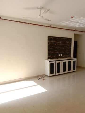 2 BHK Apartment For Rent in Signature Global Prime, Sector 63a