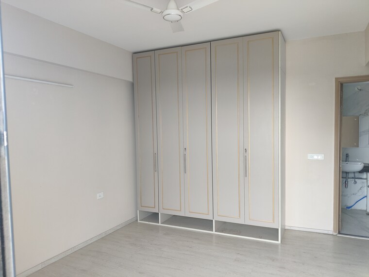 Room, smart-world-orchard 3 Bedroom 1630 Sq.Ft. Apartment In Sector 61 Gurgaon 9521936