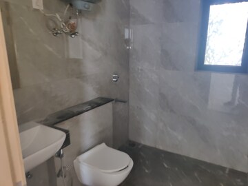 Bathroom in 3 BHK Apartment at Smart World Orchard, Sector 61 – for Rent