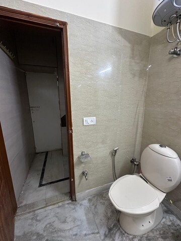 Bathroom in 3 BHK Apartment at DLF The Crest, Sector 54 – for Rent