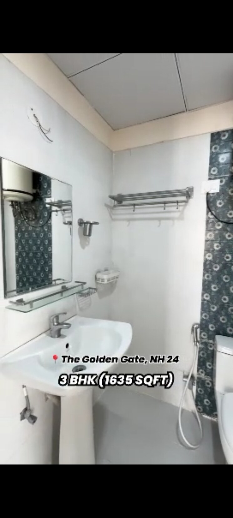 Bathroom, the-golden-gate 3 Bedroom 1635 Sq.Ft. Apartment In Mahurali Ghaziabad 9522048