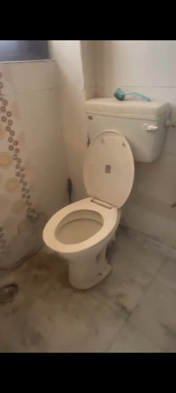 Bathroom in 2 BHK Builder Floor at Patel Nagar – for Rent