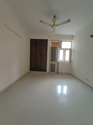 6+ BHK Independent House For Sale in Shalimar Bagh
