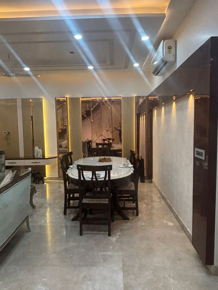 Gym, baani-city-center 3 Bedroom 1600 Sq.Ft. Apartment In Sector 63 Gurgaon 9522085