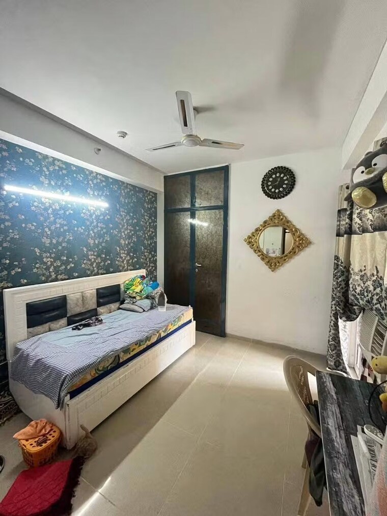Bedroom, gaur-city-2-14th-avenue 2 Bedroom 985 Sq.Ft. Apartment In Sector 16c Greater Noida Greater Noida 9522103