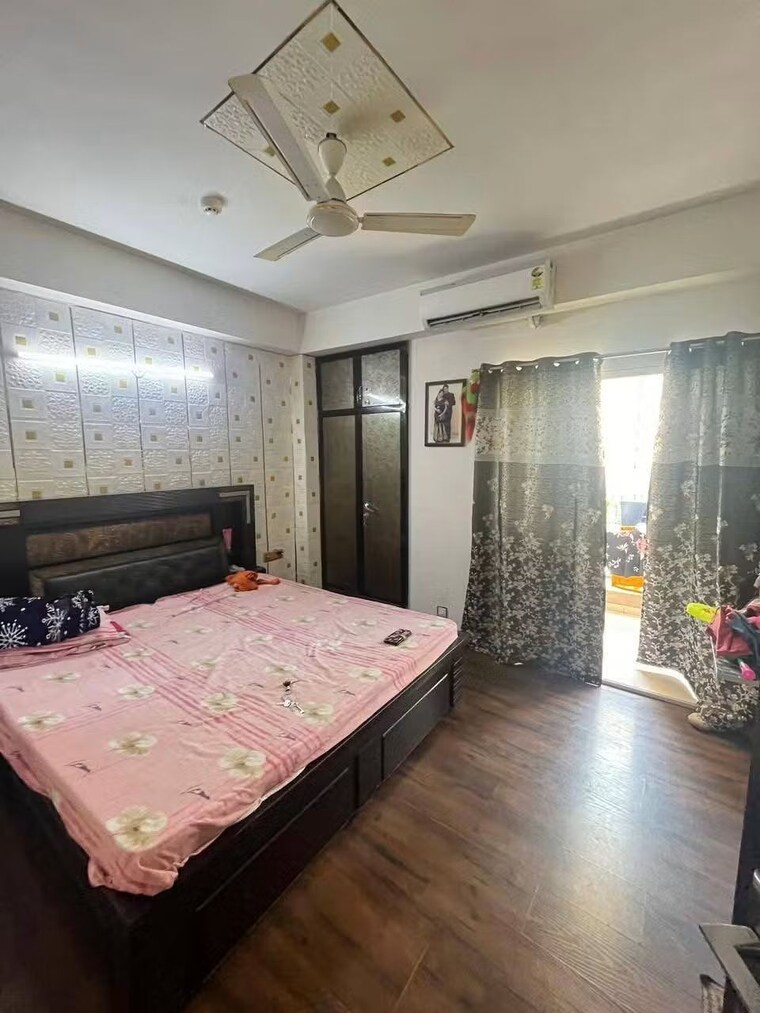 Bedroom, gaur-city-2-14th-avenue 2 Bedroom 985 Sq.Ft. Apartment In Sector 16c Greater Noida Greater Noida 9522103