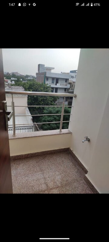 Balcony in 1 RK Builder Floor at Sector 56 – for Rent