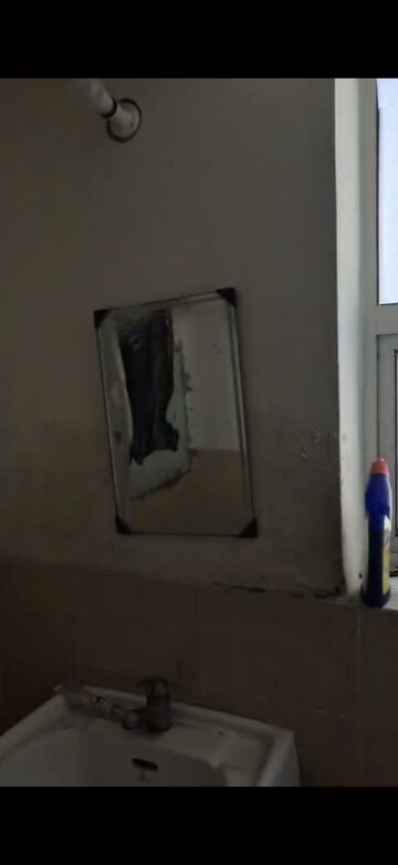 Room in 2 BHK Apartment at Jaypee Greens Aman, Sector 151 – for Sale