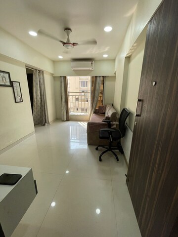 2 BHK Apartment For Rent in Andheri West