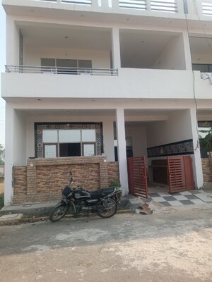 3 BHK Villa For Sale in Modipuram