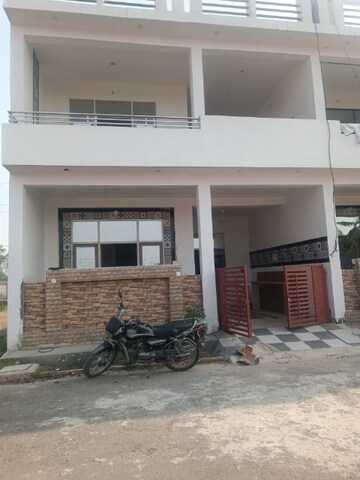 3 BHK Villa For Sale in Modipuram