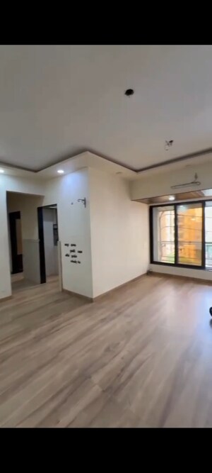 2 BHK Apartment For Sale in Ramdev Park, Mira Road