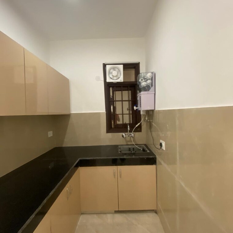 Kitchen, freedom fighters enclave 1 Bedroom 600 Sq.Ft. Apartment In Freedom Fighters Enclave Delhi 9522264