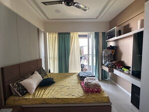 Bedroom in 2 BHK Apartment at Nyati Evolve 1, Magarpatta City – for Rent